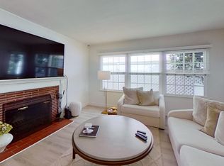 437 Carnation Ave #1, Corona Del Mar, CA 92625