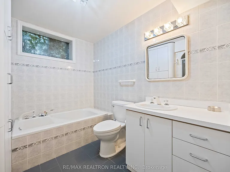 12 Donwoods Dr — Photo 38
