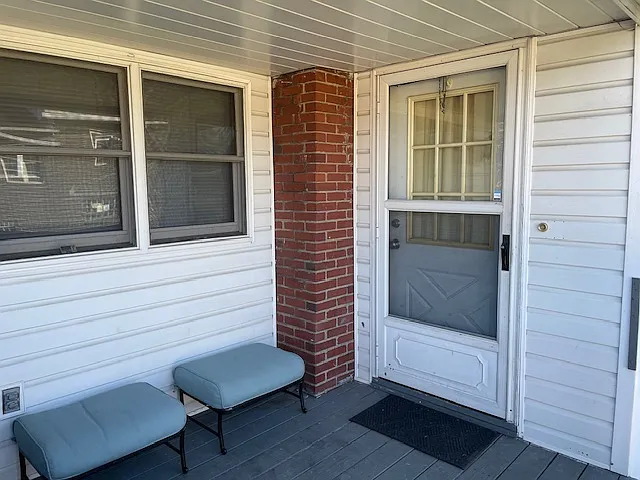 Shelby St — Photo 2