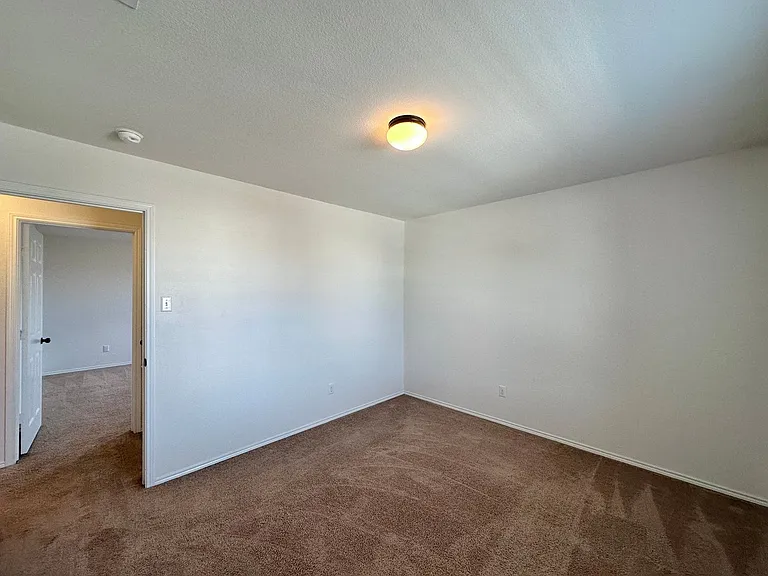 5304 Capricorn Loop — Photo 36