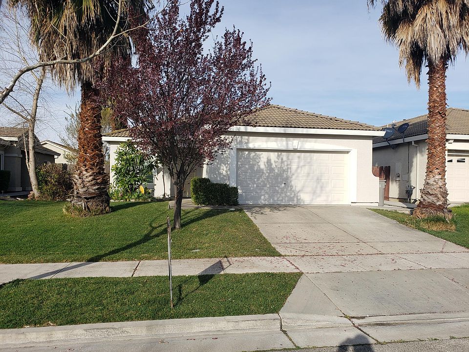 1st image of 3268 Poppy St
