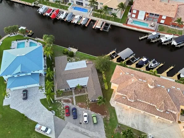 5105 Atlantic Ct APT 2, Cape Coral, FL 33904