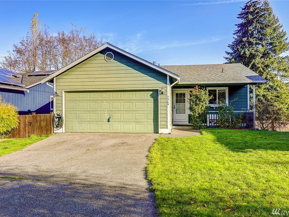1st image of 2969 37th Ave NE