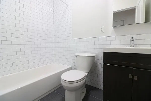 Rented by Compass | media 14