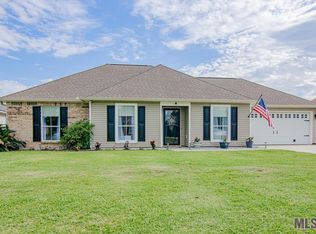 38187 Hidden Point Dr, Geismar, LA 70734