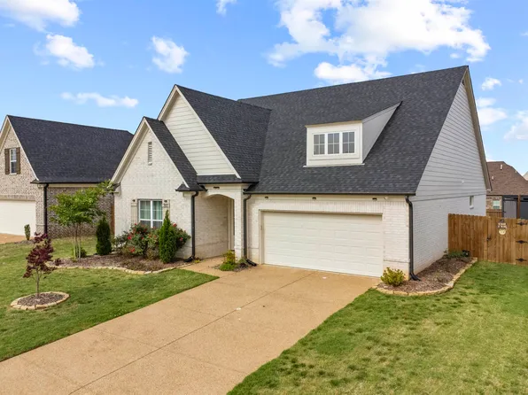 80 Misty Meadows Dr, Oakland, TN 38060