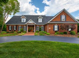 41 Talbott Dr, Bowling Green, KY 42103