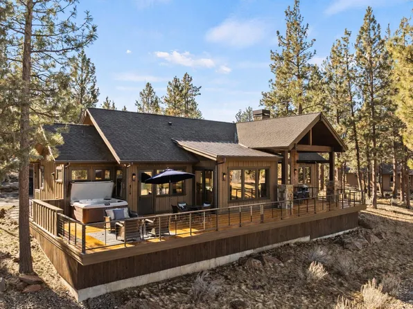 16892 Royal Coachman Dr, Sisters, OR 97759