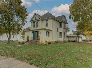 215 W 5th Ave, Clifton, IL 60927