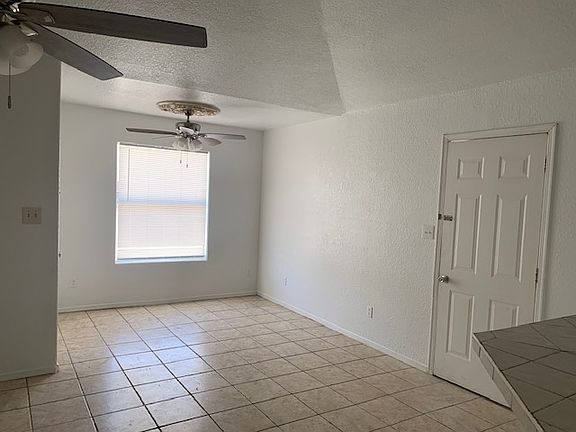 2nd image of 3701 Las Quintas Dr #1A-EL