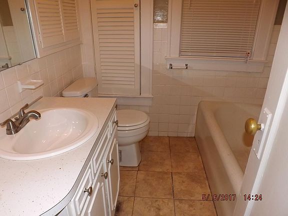 5th image of 340 Elmwood Ave