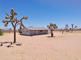 59370 Reche Rd, Landers, CA 92285