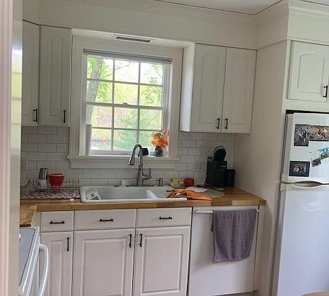 2nd image of 30 W Lake Blvd #1