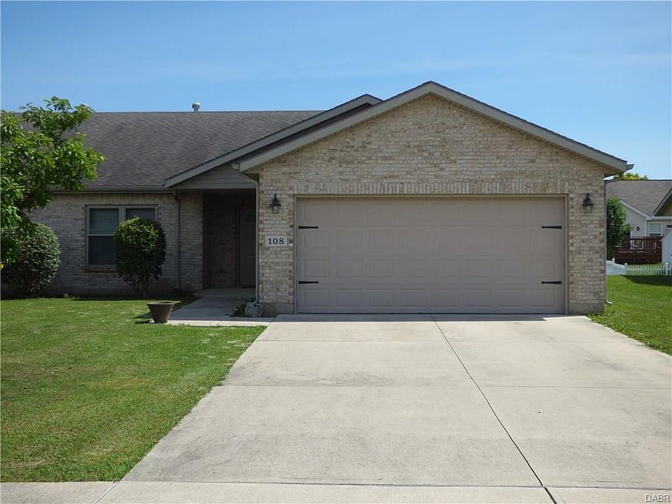 1st image of 108 Burgundy Dr
