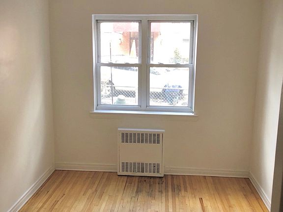 3rd image of 47-28 40th St #1