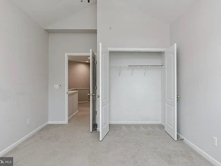 13960 Greendale Dr — Photo 11