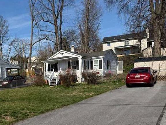 2nd image of 207 Avon Rd