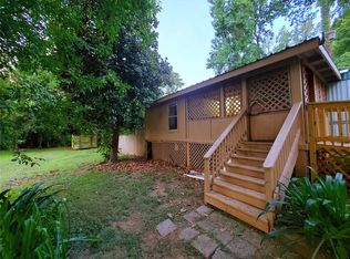 14136 Shadow Bay Dr, Willis, TX 77318