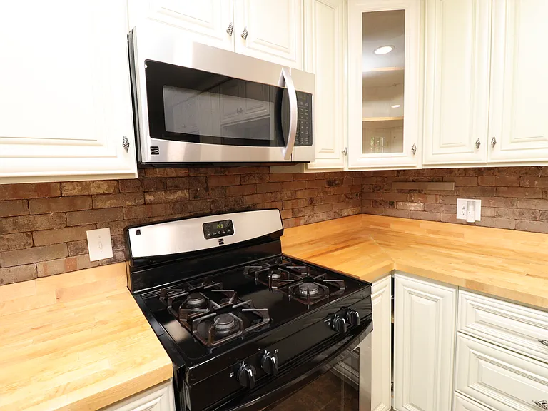 1009 Dogwood Ln — Photo 20