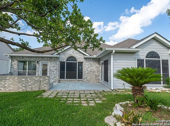 5th image of 111 Tillinghast Pl
