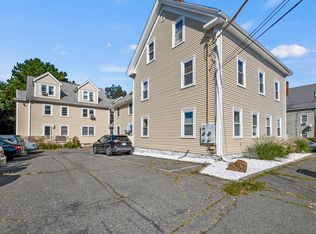 19 School St APT 4, Beverly, MA 01915