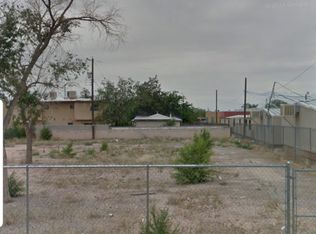 323 Grove St NE, Albuquerque, NM 87108