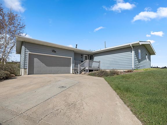 2nd image of 15 Knob Rd