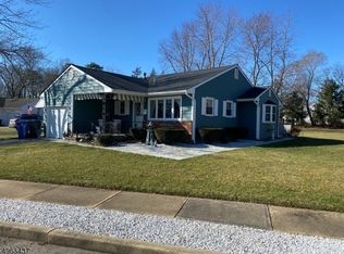 80 Coral Bell Holw, Toms River, NJ