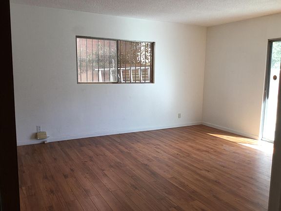 3rd image of 4786 Don Miguel Dr APT 1