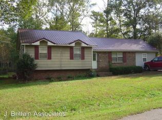 1606 Brackenrich Dr, Weaver, AL 36277