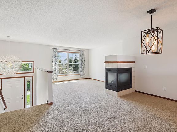 3rd image of 15024 Farnham Ave N