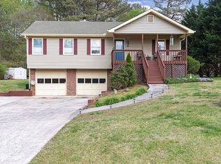 18 Stonehedge Dr, Dawsonville, GA 30534