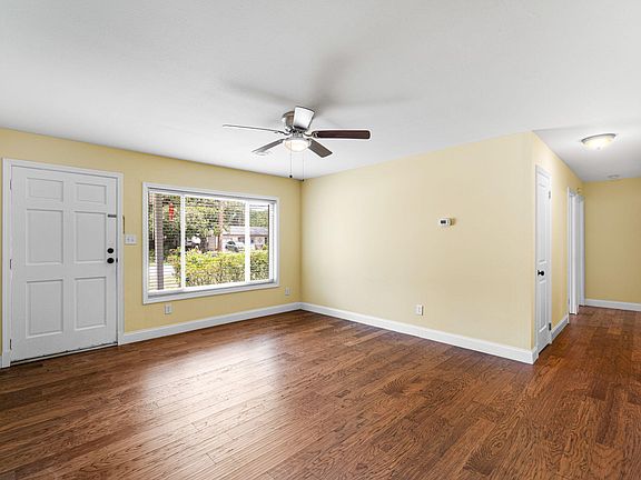 3rd image of 234 Holmes Blvd NW