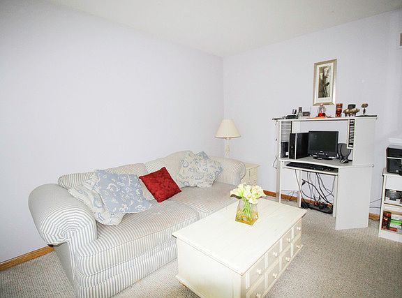 5th image of 5808 Highland Dr