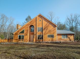 102 Red Hawk Trl, Ellijay, GA 30536