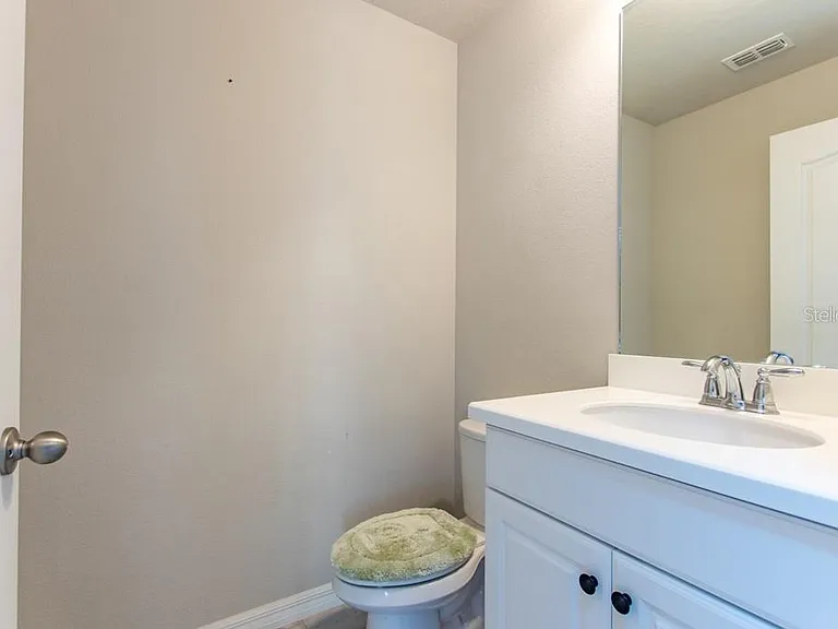 5912 Village Center Dr — Photo 51