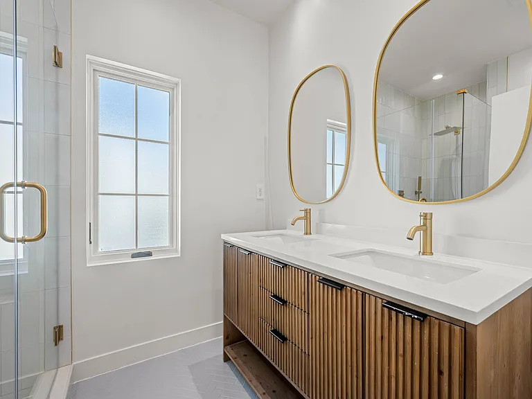 439 N Sierra Bonita — Photo 25