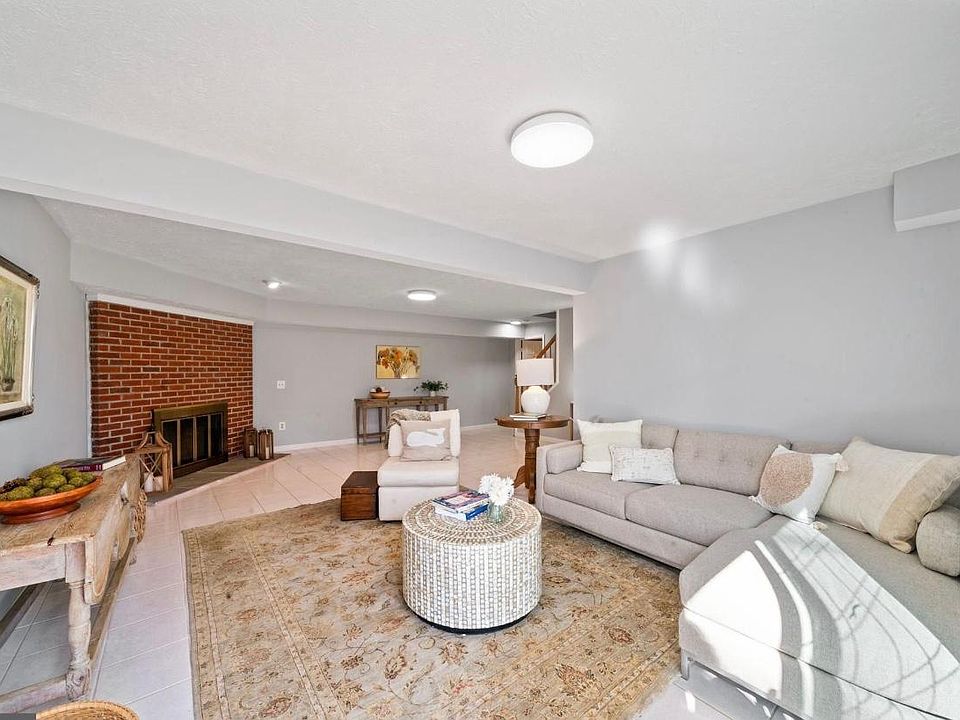 1st image of 20409 Bloomingville Ct #Basement