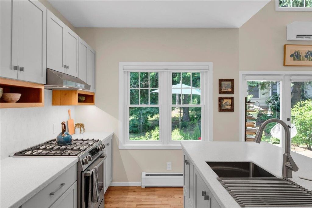 12 Eastman Farm Road, Burlington, VT - View 5