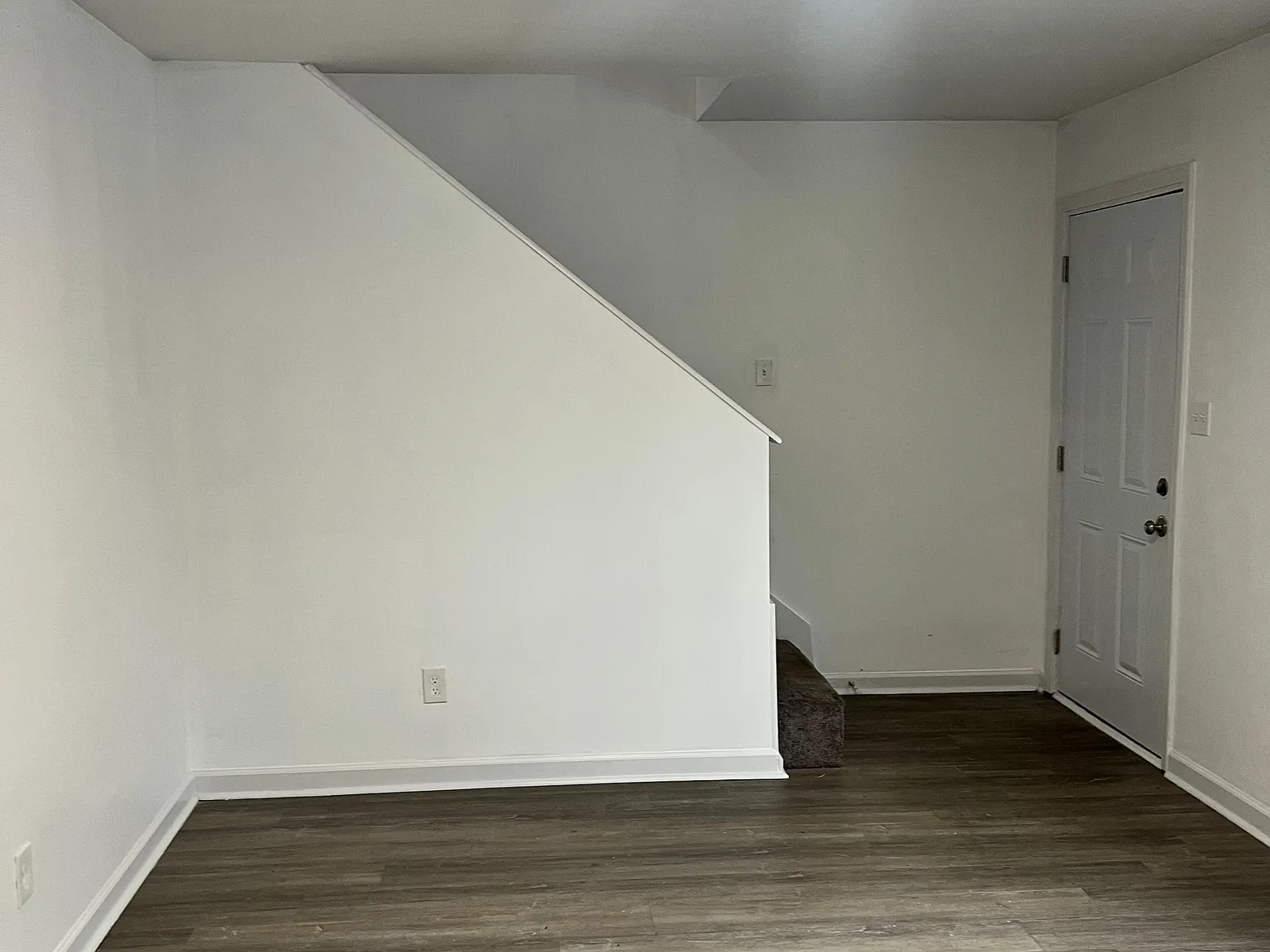 2445 Lowe Street - 3 — Photo 3