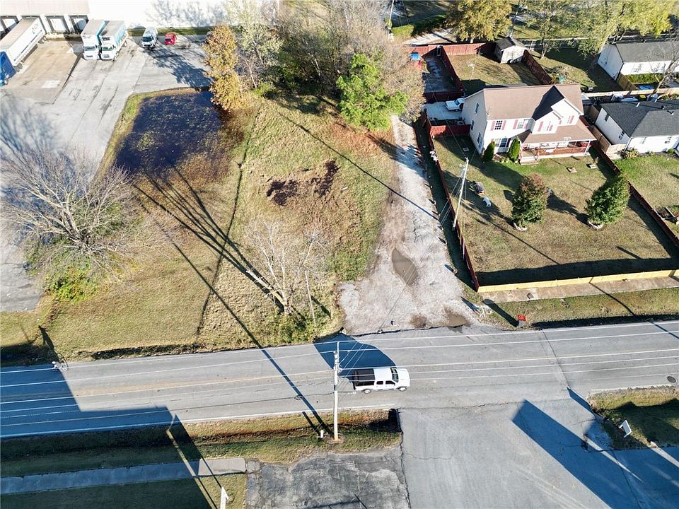 2nd image of 1205 Crutcher St
