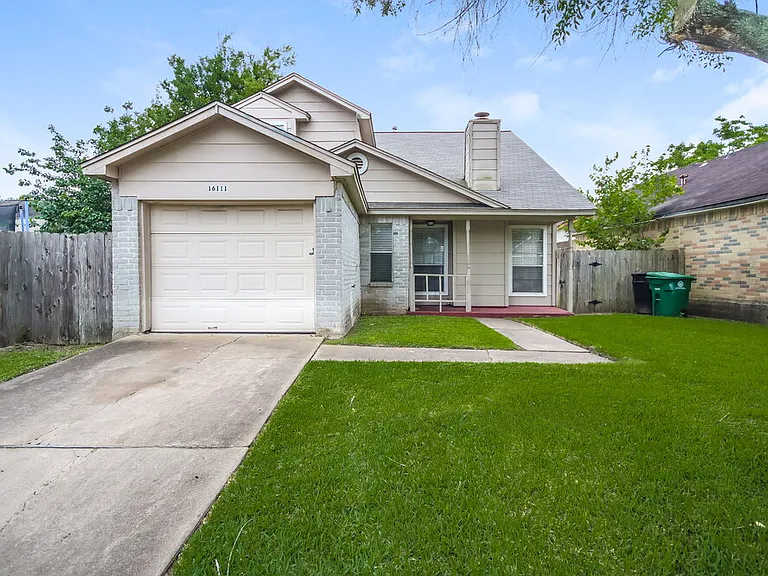 16111 Rosenridge Dr — Photo 1
