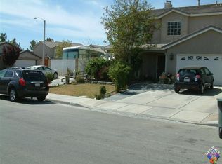 2113 Westpark Dr, Rosamond, CA 93560
