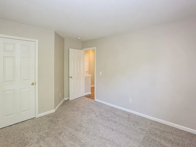 6010 Firethorne Ln — Photo 13