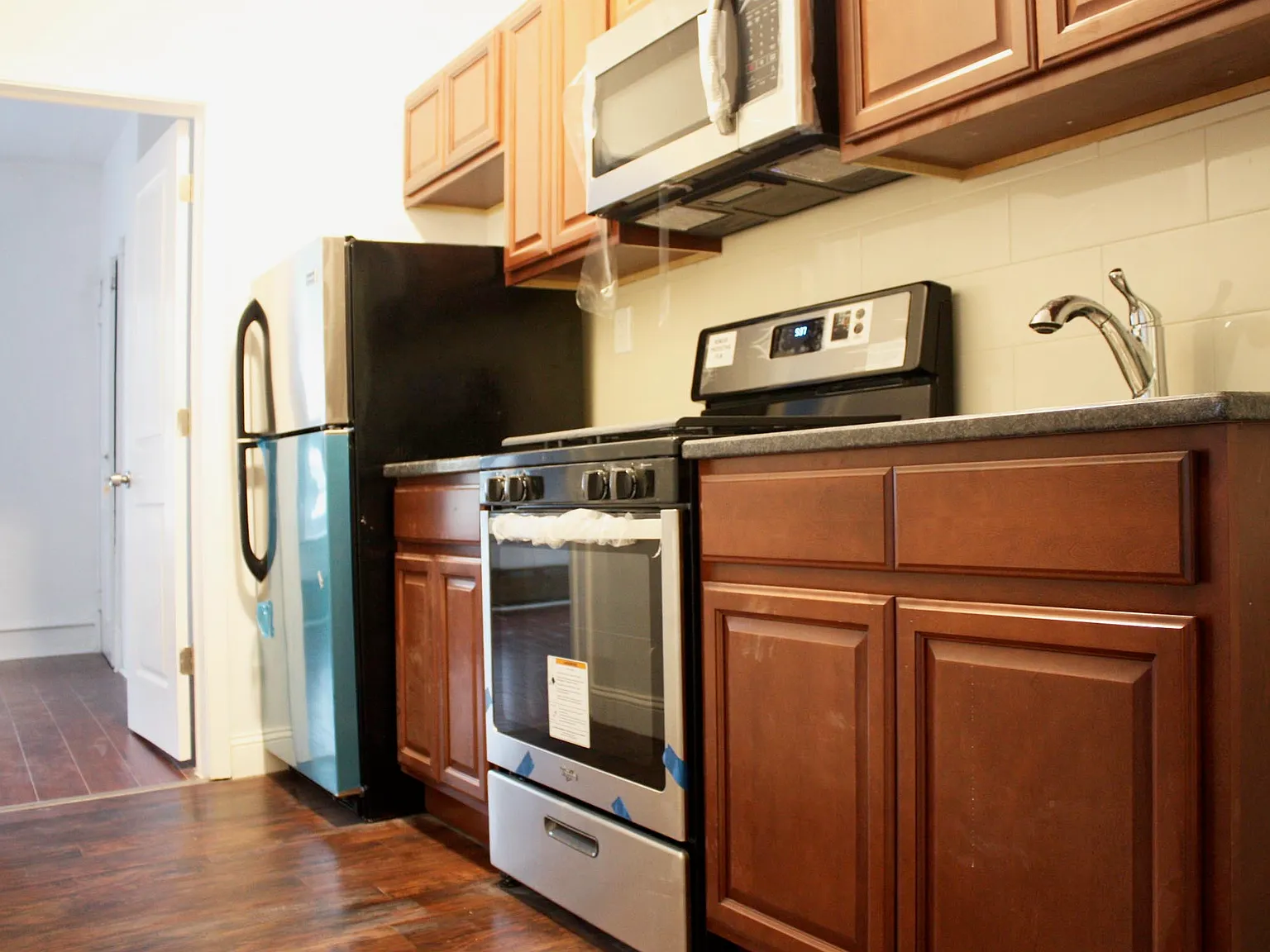 1 bed, 790 sqft, $1,280 — Photo 2