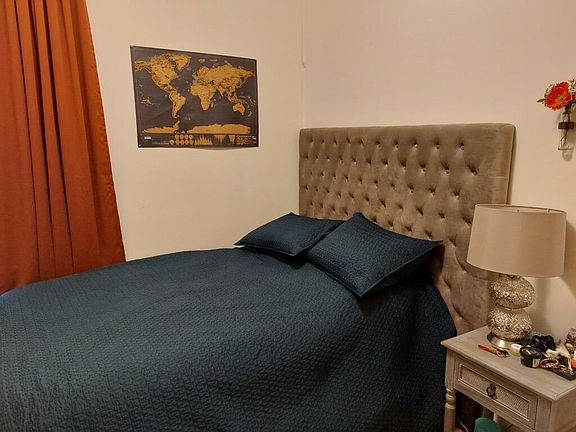 5th image of 2048 N Western Ave APT 3