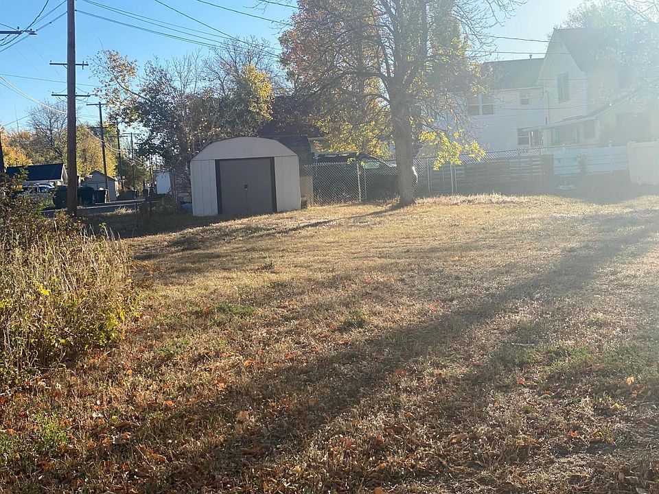 2nd image of 515 4th St S
