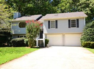 4050 Wylie Ln, Powder Springs, GA 30127