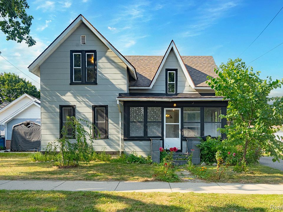 204 Oakland St, photo 25