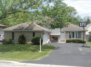 15047 Laramie Ave, Oak Forest, IL 60452